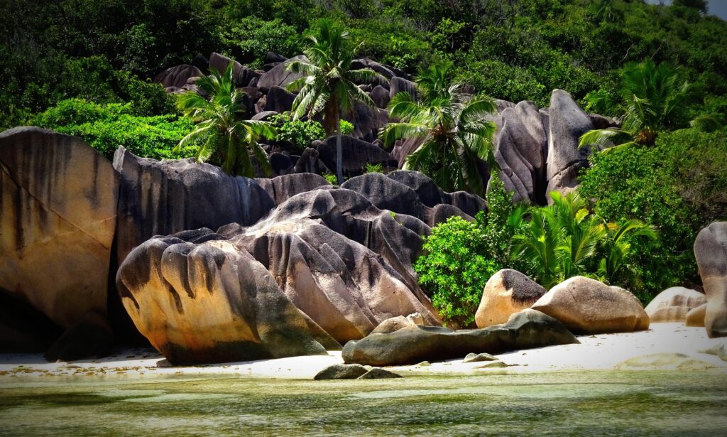 La Digue Felsenstrand