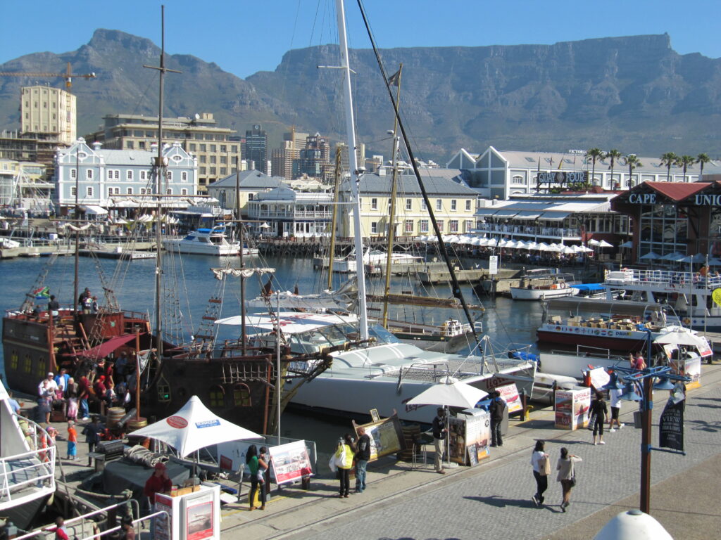 V&A Waterfront in Kapstadt mit Jachten