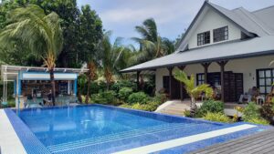 Seychellen Nautique Pool. jpg